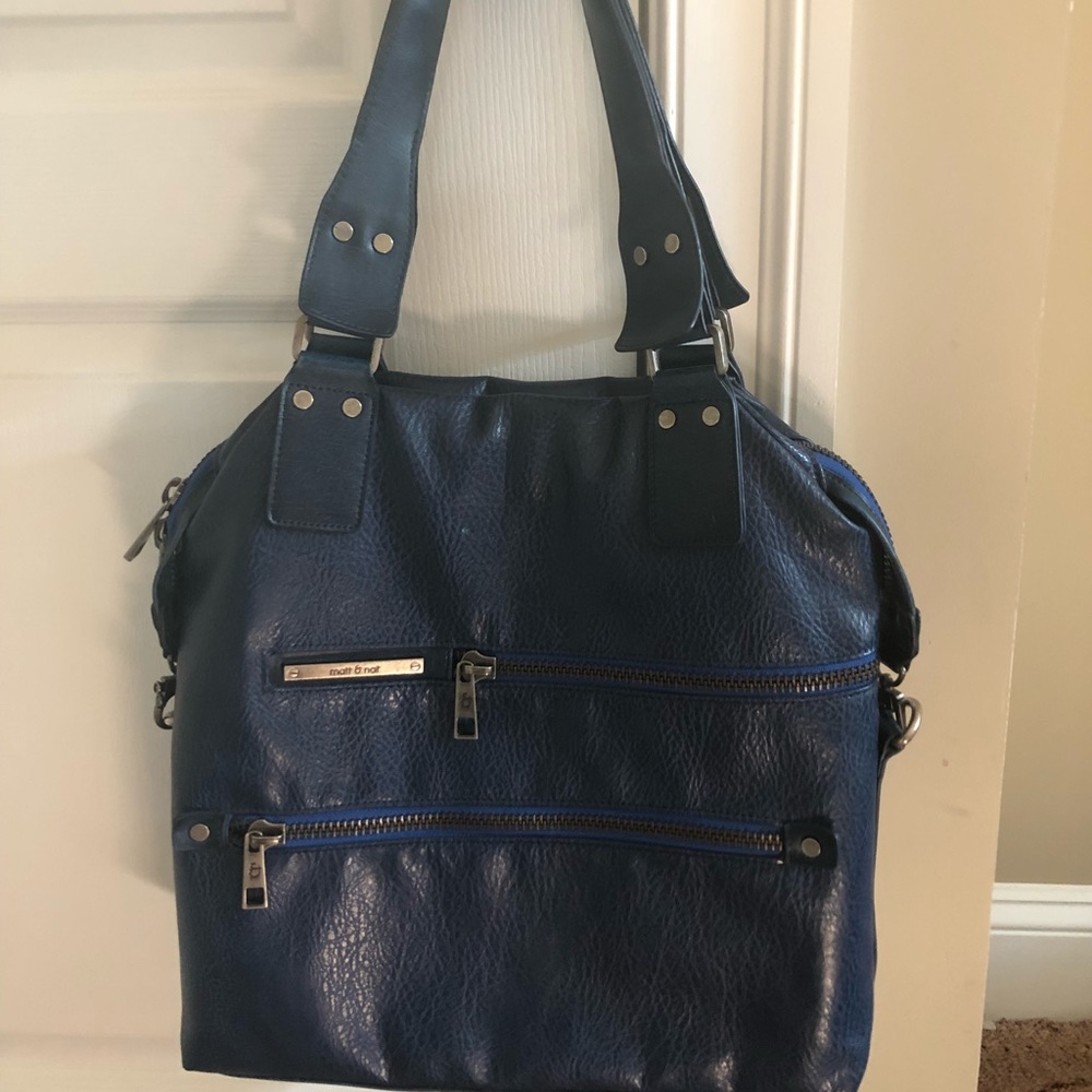Matt & Nat blue leather purse.